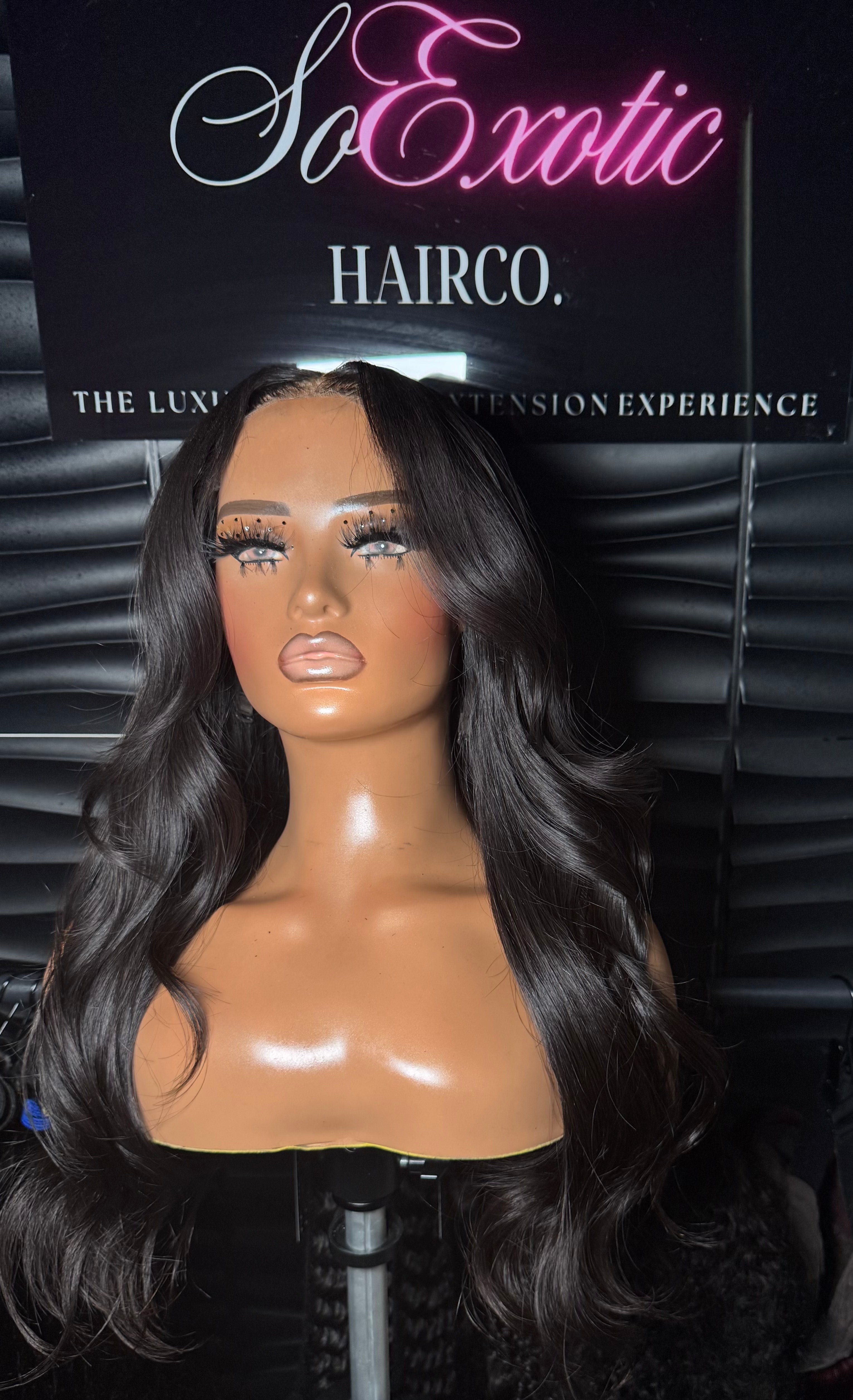 Chelly Signature Wig